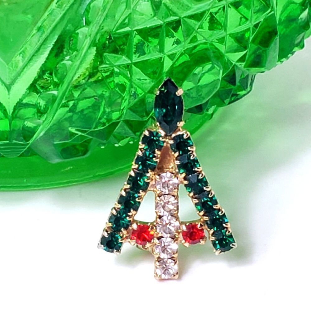 VINTAGE Rhinestone Christmas Tree Pin